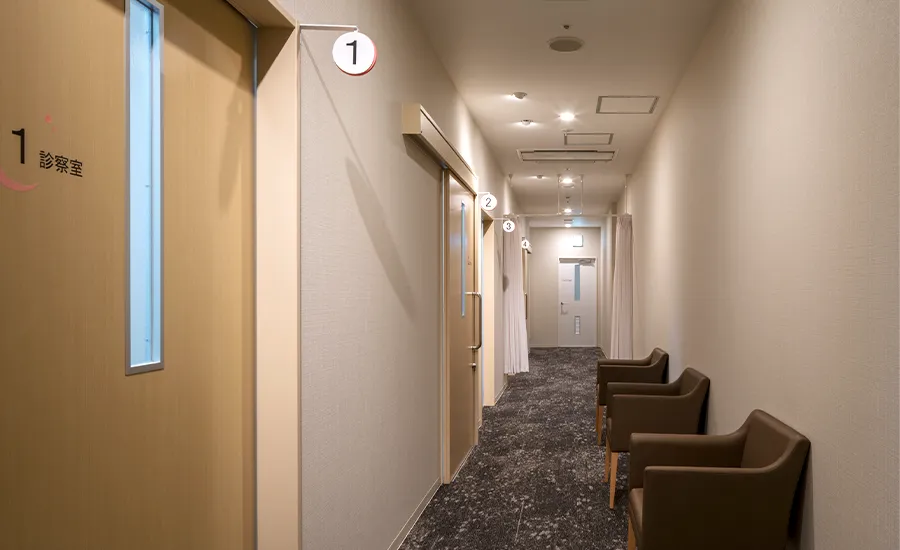 ひよりレディースクリニック福岡博多の待合写真